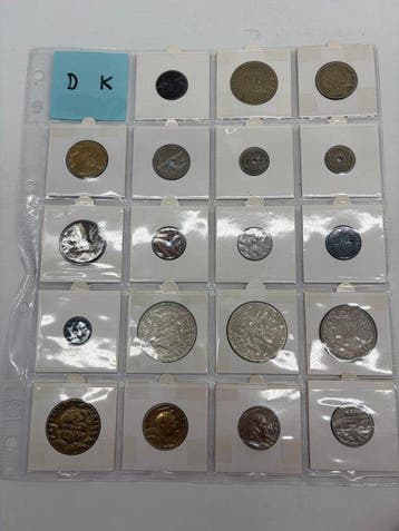 Denemarken. lot de 63 pièces (2 pièces en argent) (Zonder