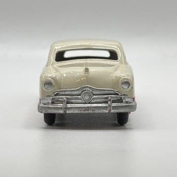 Dinky Toys 1:43 - Camion miniature - Dinky Toys 139a Ford