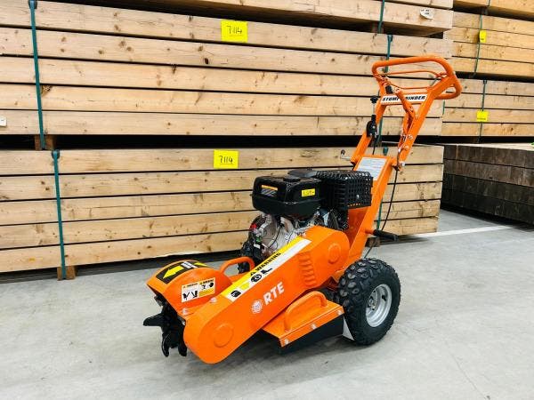 Veiling - RTE stronkenfrees benzine 420cc 2025, Tuin en Terras, Hakselaars, Nieuw