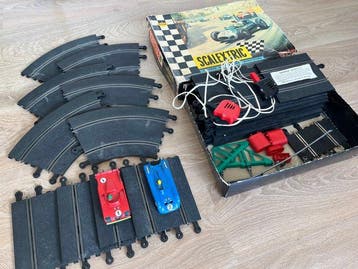 Scalextric - Slotcar Alfa Romeo - Matra Simca - Vintage, Hobby en Vrije tijd, Nieuw