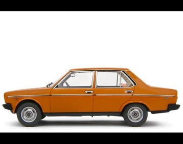 Laudoracing 1:18 - Petite citadine miniature - Fiat 131 1600, Nieuw