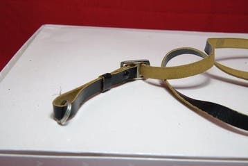 Leitz Wetzlar 14092 Genuine Leather Carrying Strap