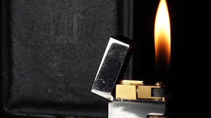 Dunill - Chrome finish Pattern Rollagas Lighter - Zonder, Verzamelen, Rookartikelen, Aanstekers en Luciferdoosjes