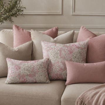 BA264 - Bloemige stof met hortensias op een achtergrond -