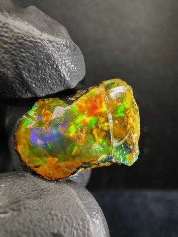 17cts Crystal Opal Specimen- 3.47 g