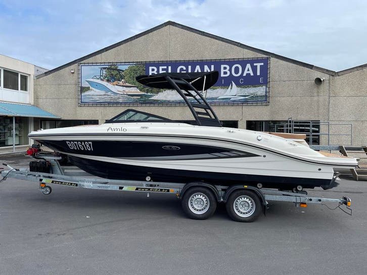 Searay 210 SPX, Watersport en Boten, Speedboten, Gebruikt, Binnenboordmotor, Benzine, 200 pk of meer