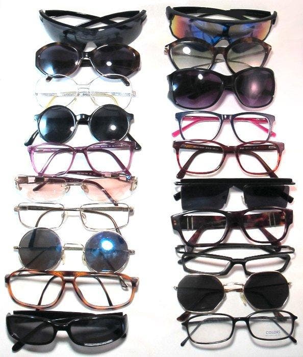 Themacollectie - 20x brillen - TOM FORD, PERSOL-RATTI,, Antiquités & Art, Antiquités | Jouets