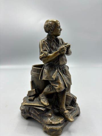 Beeldje - Bronze inkwell and penholder - Brons