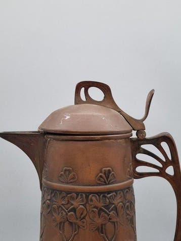 Koffiepot - Jugendstil Messing Kaffeekanne mit Ständer -