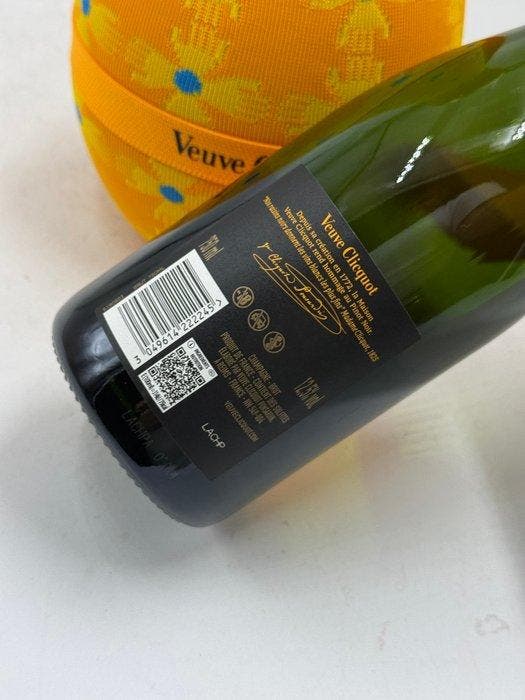 Veuve Clicquot, veuve sun Totem - Champagne Brut - 2 Flessen, Collections, Vins