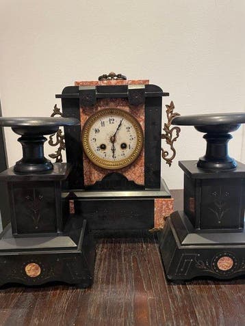 Horloge et parure de cheminée (3) Style Napoléon III Bronze,