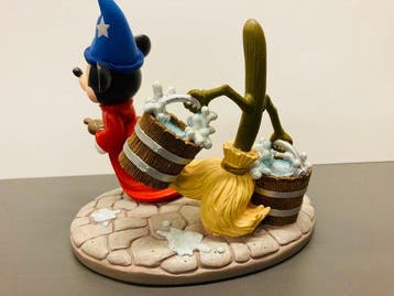 Fantasia - 1 Figurine - Disney - Mickey sorcerer & broom
