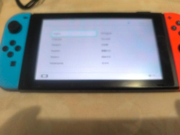 Nintendo - Switch - complete avec accessoirs et dock -, Consoles de jeu & Jeux vidéo, Consoles de jeu | Accessoires Autre