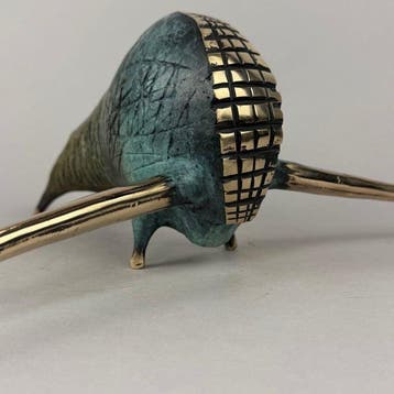 Dariusz Zielinski - The Bull - bronze sculpture)