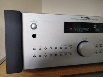 Rotel - RSX-1056 Récepteur multicanaux à semi-conducteurs