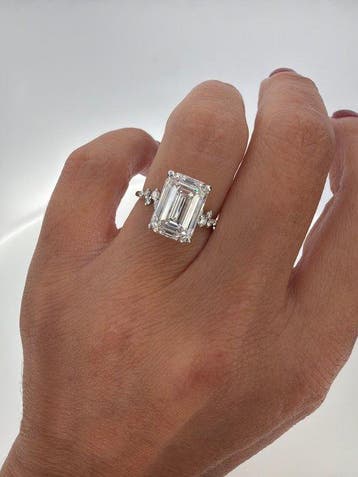 Ring - 14 karaat Witgoud - 5.25ct. tw. Diamant (Lab-grown) -