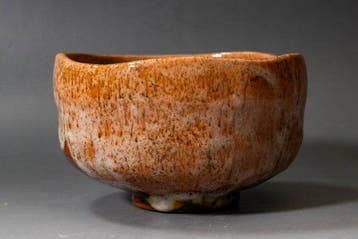 Ohi Ware theeschaal met wit druppelglazuur - Keramiek -