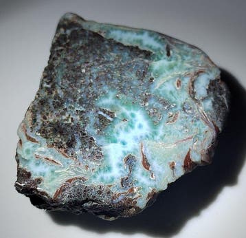 Larimar van hoge kwaliteit – AAA ruw –- 151.5 g