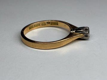 Ring - 18 karaat Geel goud - 0.21ct. tw. Diamant, Nieuw