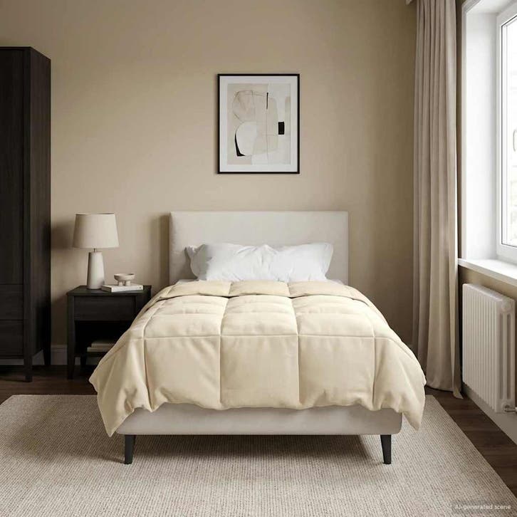 vidaXL Winter Duvet Gekwilt Crème 140 x 220 cm Microvezel, Maison & Meubles, Chambre à coucher | Linge de lit, Envoi