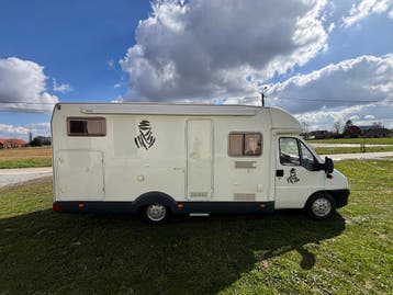 Leuke Fiat Ducato 2.3JTD met maar 56.000km voor 4 personen., Raamblindering, Half-integraal