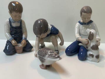Royal Copenhagen, Bing & Grondahl - Figuur (4) - Porselein, Antiek en Kunst
