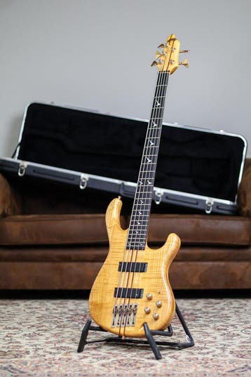 Neuser Courage 5 1995 | Tigerflamed Glossy, Musique & Instruments, Verzenden