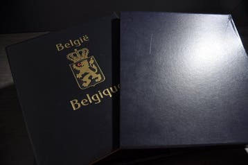 Accessoires België - 3 lege luxe DAVO albums deel III, IV en, Postzegels en Munten, Gestempeld