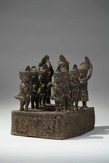 Een bronzen beeld. - Benin - Nigeria