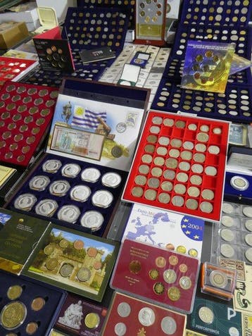 Wereld. Collection of coins/banknote/medals/euro inkl. pp