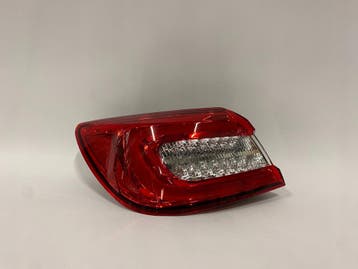 Maserati Quattroporte 2013-2021 linker achterlicht LED Europ, Autos : Pièces & Accessoires, Verzenden
