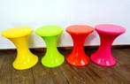 Tabouret - Plastique - Quatre tabourets vintage