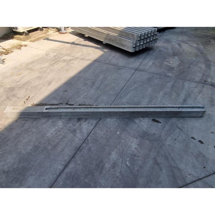 Betonpaal - betonnen eindpaal - grijs - h275cm met brede, Diensten en Vakmensen, Ongediertebestrijding