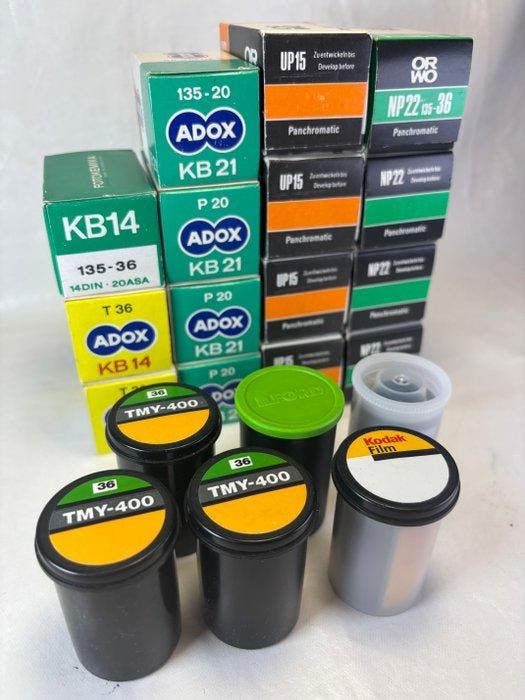 ADOX, ORWO, Kodak Partij 21 stuks overjarige film , diverse, Audio, Tv en Foto, Fotocamera's Analoog