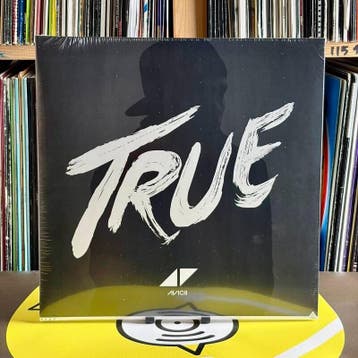 Avicii - True, Verzenden