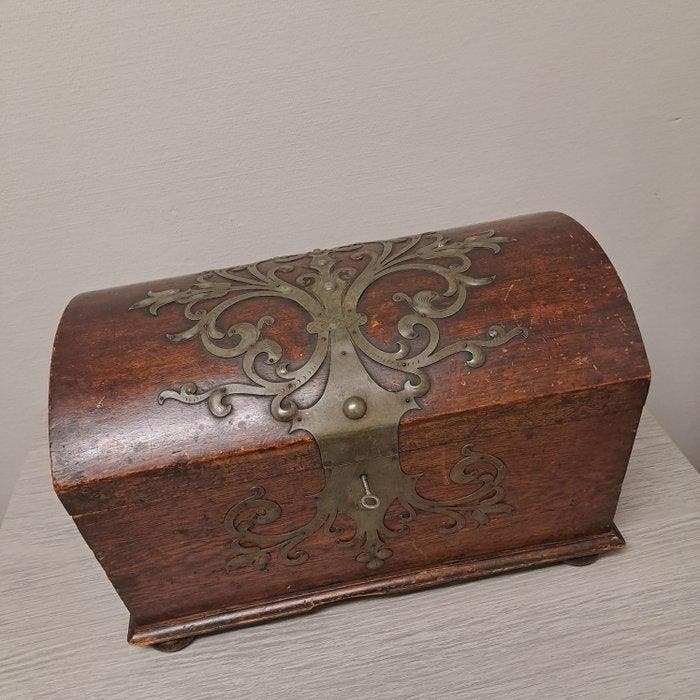 Coffre de rangement - Chêne, Cuivre - valise avec ornement, Antiek en Kunst, Antiek | Overige Antiek