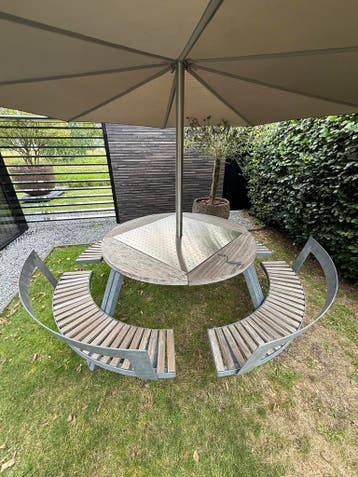 Extremis Gargantua tuintafel picknicktafel + Inumbra parasol, Tuin en Terras, Zo goed als nieuw, Rond, Aluminium