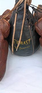 Industriële apparatuur - Punch ball en 2 paar handschoenen -