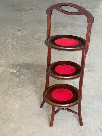 Étagère - Hout, Fluweel - Drie verdiepingen tellende houten, Antiek en Kunst