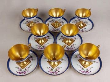 Limoges - Koffieservies (16) - Sur piédouche - Porselein -