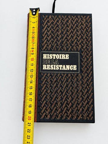 France - Superbe lot de 25 livres reliés – Collection
