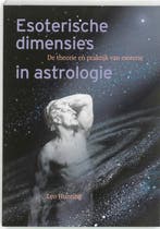 Esoterische dimensies in astrologie 9789073798960 L. Hunting, Verzenden, Gelezen, L. Hunting