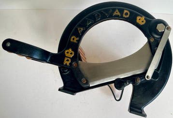 Raadvad - Ove Larsen - Broodsnijmachine - 294 - Beukenhout,, Antiek en Kunst