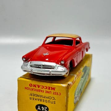 Dinky Toys 1:43 - Voiture miniature - Studebaker Commander