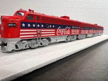 Märklin H0 - 39622 - Rame automotrice (1) - EMD F7 A, B et C, Hobby & Loisirs créatifs