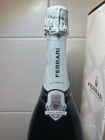 2008 Ferrari, Perlé Bianco - Trentino Riserva - 1 Magnum, Collections