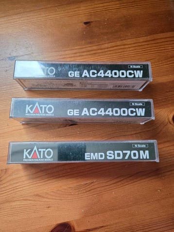 Kato N - 4839/5799/6736 - Locomotive diesel (3) - 2x, Hobby & Loisirs créatifs, Trains miniatures | Échelle N