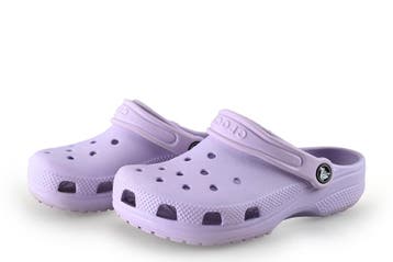 Crocs Slippers in maat 33½ Paars, Kleding | Dames, Slippers, Overige kleuren, Verzenden, Zo goed als nieuw