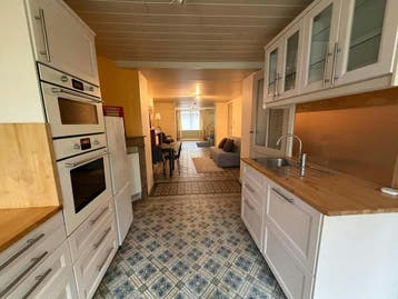 Appartement aan Rue des Aduatiques, Etterbeek, Immo, 50 m² of meer