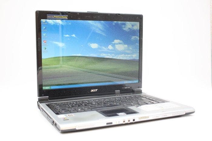 Vintage museum piece: Acer Aspire 5670 | Intel Dualcore CPU, Games en Spelcomputers, Spelcomputers | Overige Accessoires